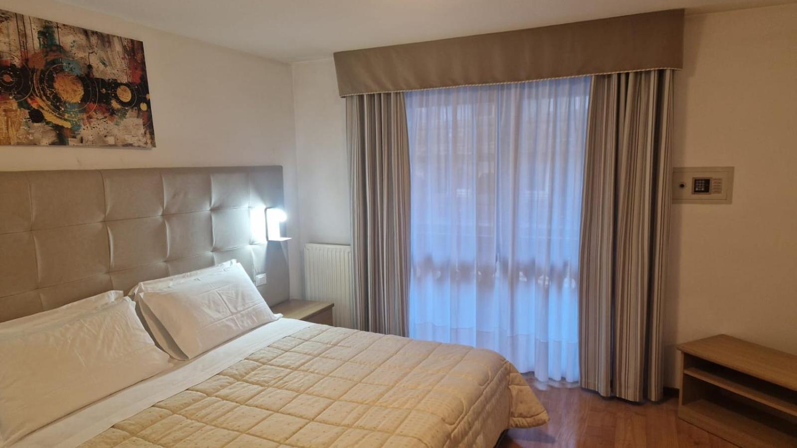 Hotel Sella Ronda Serenella Кампителло-ди-Фасса Экстерьер фото