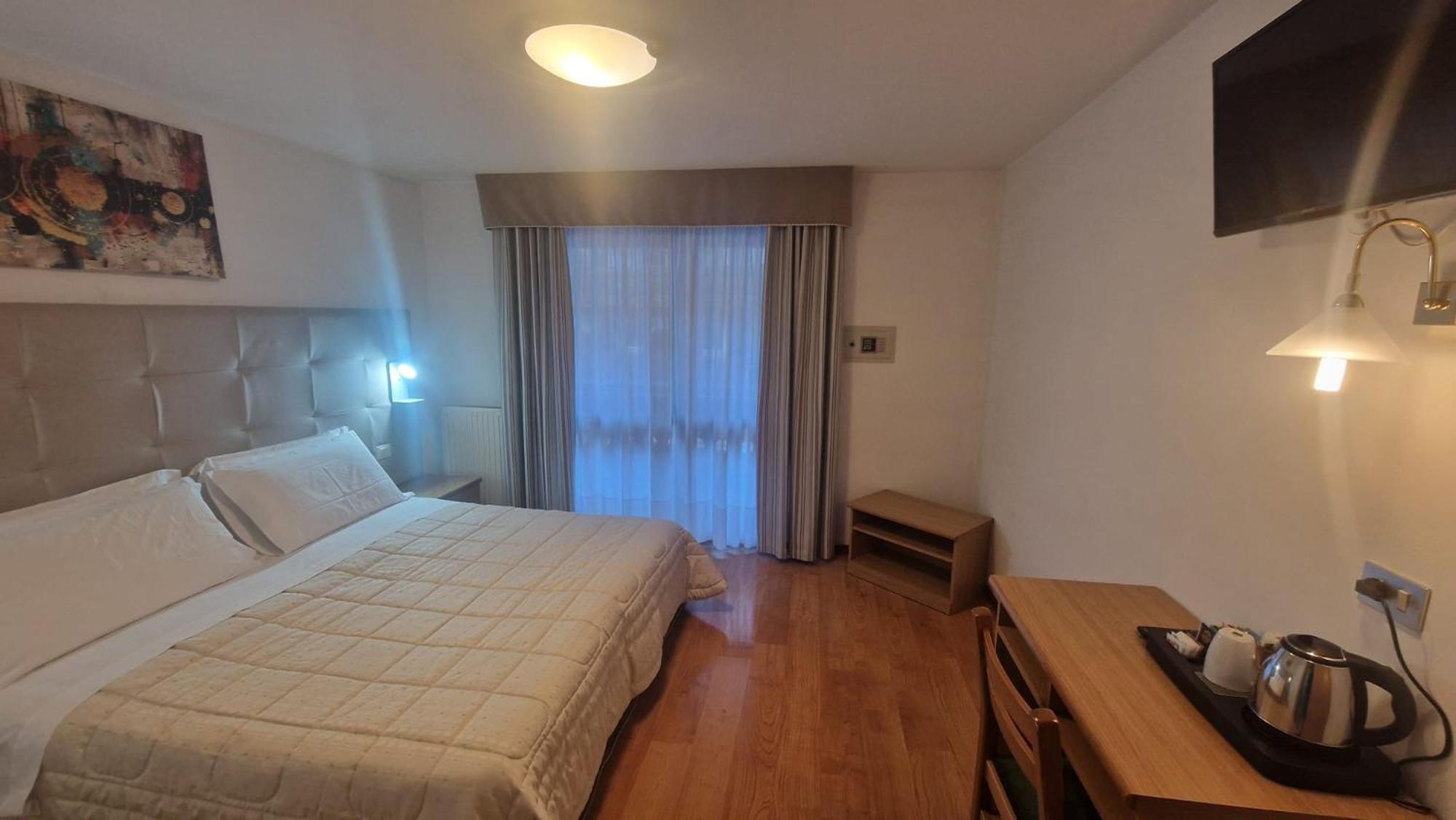 Hotel Sella Ronda Serenella Кампителло-ди-Фасса Экстерьер фото