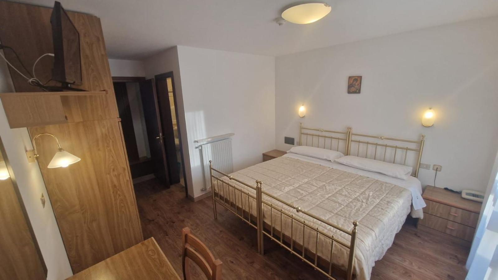 Hotel Sella Ronda Serenella Кампителло-ди-Фасса Экстерьер фото